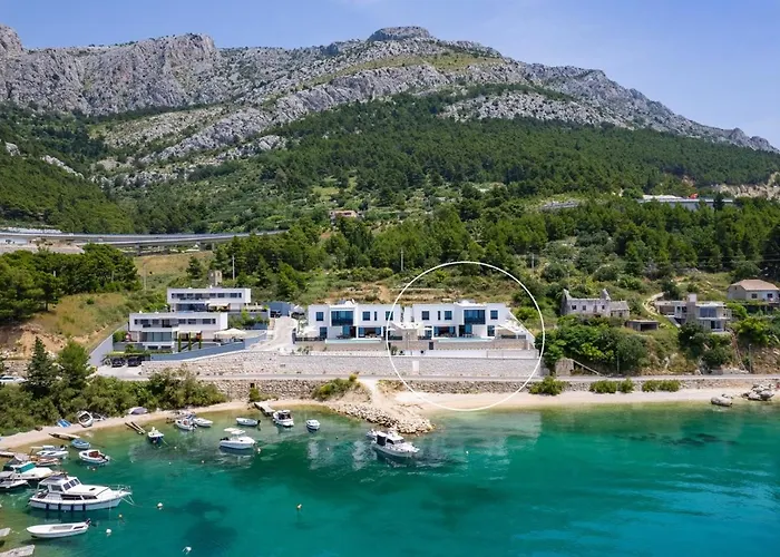 Seafront Nina With 5 En-suite Bedrooms Omiš